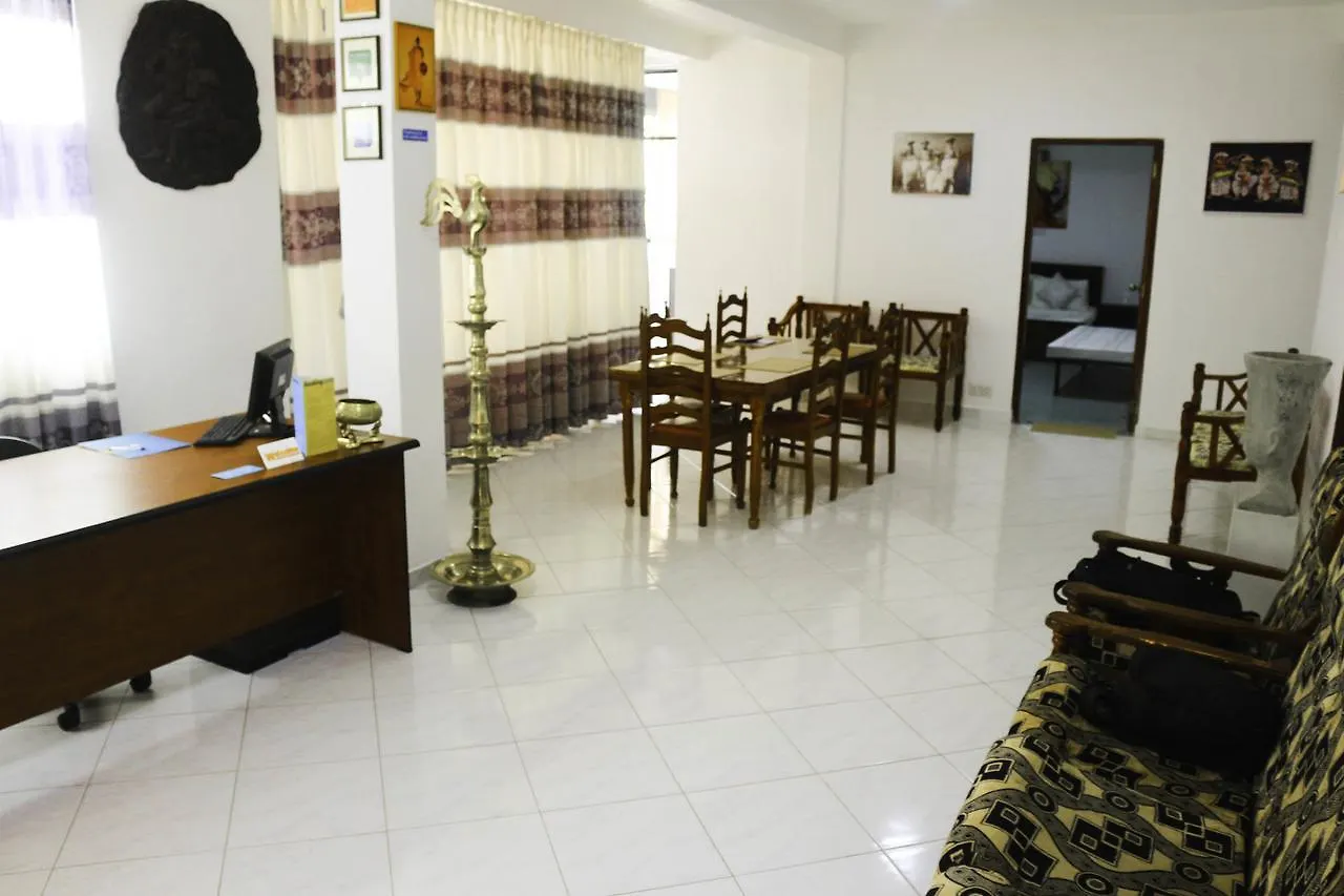 Yoho Travellers Residence Kandy Konukevi